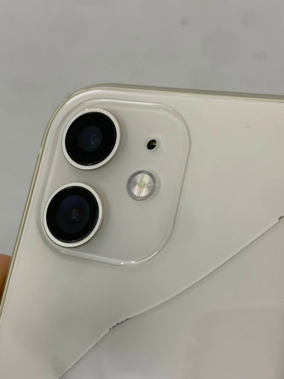 للبيع او مراوس
ايفون11
 iphone 11
الذاكرة 128
البطارية 88بلادية
صرف طبيعي
مستبدل شاشة اصليه
الظهر بي فطر خفيف 
شحن لاسلكي شغال 
فيس ايدي متوقف
 الدكمه الي تعلي وتنصي متوقفه تبدل فلاته 
الباقي كله شغال ونضيف
خط اتصال نت كامرات 
سماعات ستيريو 
صوت عالي ونقي
فرمت حدث كله شغال 
 موبايل مال جناي 
للبيع او مراوس 
حسب القناعه شعندك نزل 

♦(( الـسـعـر 155 الف)) 
العنوان الرمادي 
هـ***********
