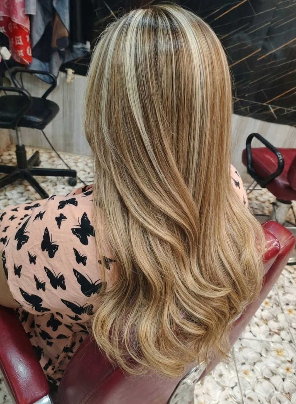 ✨ صالون ريتاج ✨🌸يسرّنا أن نعلن عن أقوى العروض المستمرة وبأسعار تنافسية تناسب الجميع 🎉💖 حفافه + تنظيف بشرة + صبغ حاجب فقط بـ 5,000 د.ع💇‍♀️ قص شعر بأحدث الموديلات بـ 5,000 د.ع🫧 تنظيف بشرة عميق بـ 10,000 د.ع💅 تنظيف قدم مع العناية بالأظافرفقط 10٫000د.ع🌺 شيرة كامل الجسم مع تقشيرفقط بـ 25,000 د.ع🤍 شيرة اليدين فقط بـ 5,000 د.ع🤍 شيرة الأرجل فقط بـ 5,000 د.ع🎨 صبغ الشعر حسب الطول بأسعار مناسبة ومميزة✨ خصل الشعر حسب الطول بأجمل الألوان وأحدث الصيحات💎 تسريح الشعر بمادة أصلية مضمونةمع بروتين ومعالج حسب الطول🖋️ تاتو الحاجب فقط بـ 25,000 د.ع💋 توريد الشفاهفقط بـ 25,000 د.ع🎨 وشم حسب الرسمةبأجمل التفاصيل والدقة🕥 أوقات الدوام يومياً من الساعة 10:30 صباحاًولغاية الساعة 12:00 مساءً📍 العنوان: الكوت .حي الحوراء شارع ابو الفضل ثالث فرع 📞 للحجز والاستفسار: ***********🌷 صالون ريتاج… عنوان الجمال والأناقة الدائمة ✨
