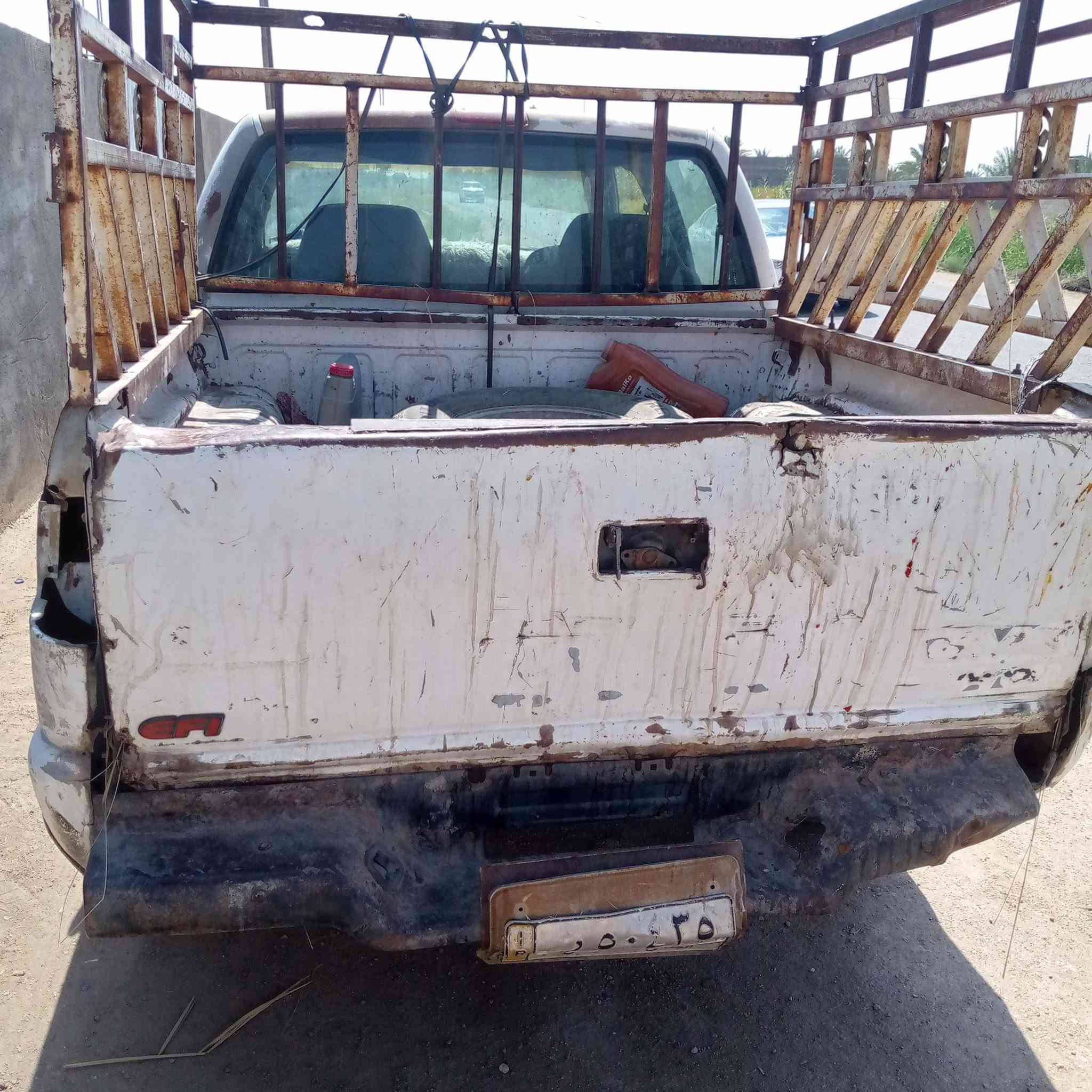 للبيع الشراي يجي خاص
سيارة جمسي برازيل دبل قمارة موديل 97 
السعر 20💲 وبيها مجال حك الجية رقم الهاتف 
*********** 
ملاحظة كير ومحرك شغال 100% وسلامتكم

