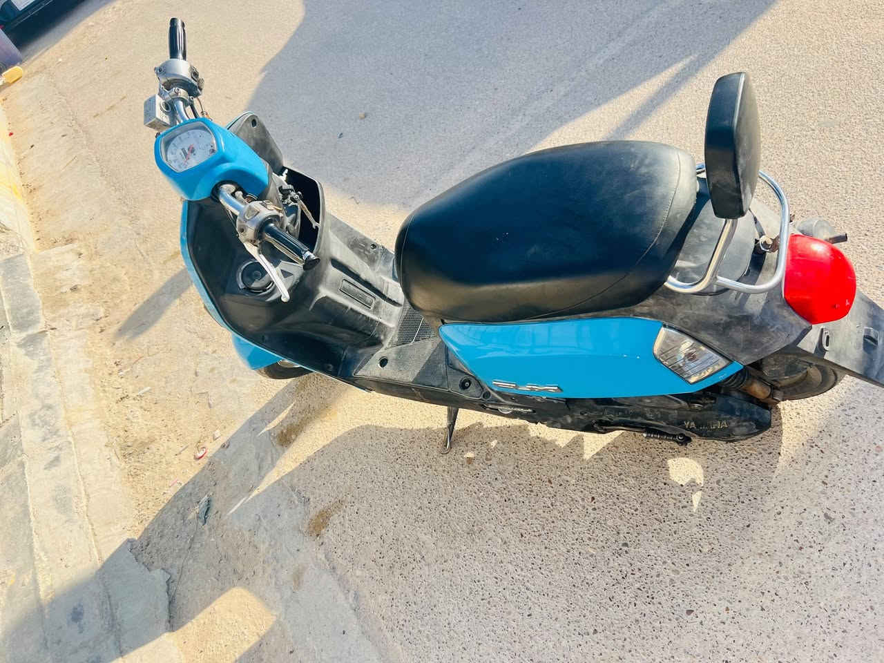 سلام عليكم ماكس بوليسي  ٥٠ بلاد مفتوحه مره وحده   ولفات ب٥٥٠ وبيه مجال سلف هندر كهربئيات كلها كامله  الناصريه الصالحيه ***********
