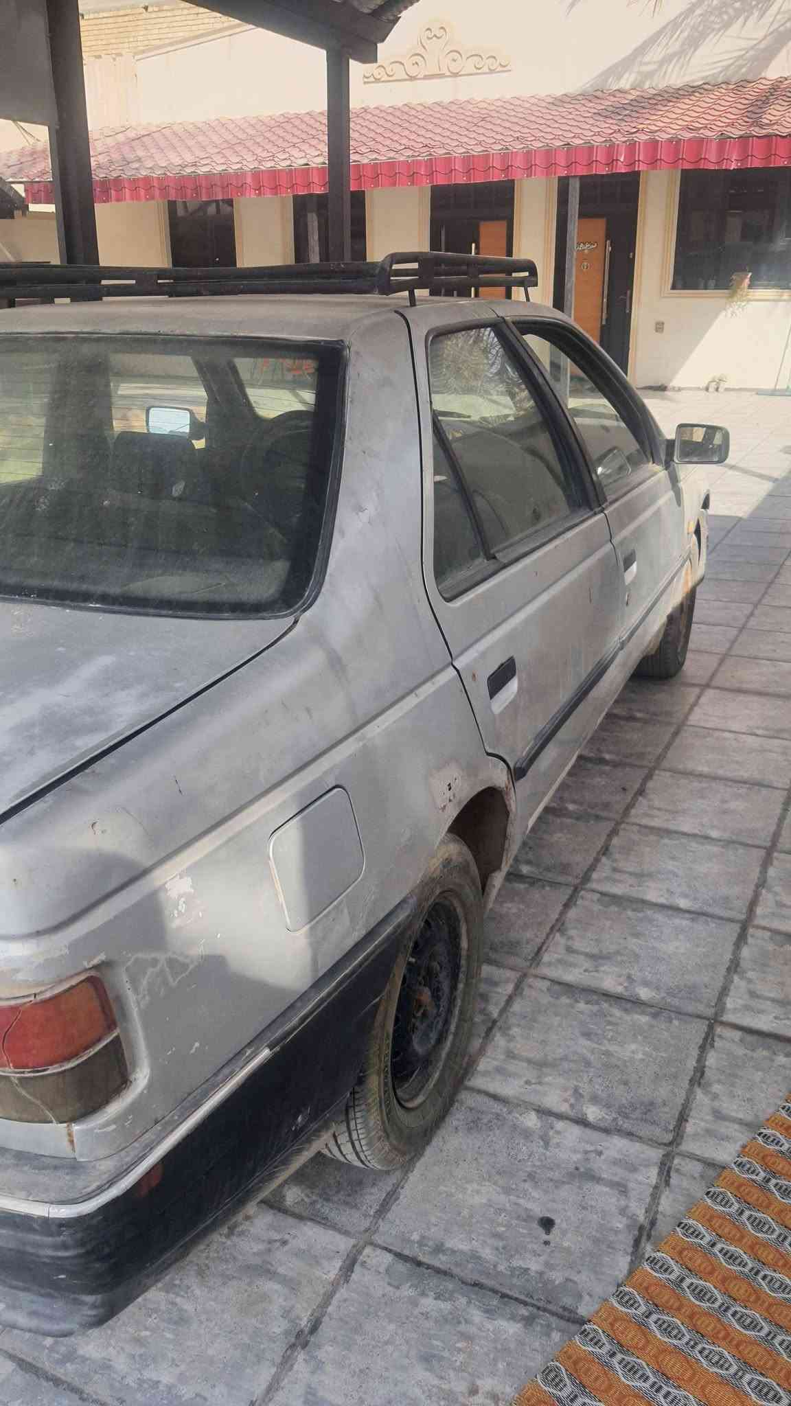 بيجو روى 2009 بيع بفلوس رقم..سياره محرك بللدي لا تبخير ولا تنقيص حتى تبريدها يشتغل..والكير الثاني يفلت..سياره مال شغل باتري جديد تخم تاير..سياره مال كراب وبفلوس تسقيط..بغداد بسمي سنويه صار سنه ساقطه..غرامات ماعليها..قفلها من الاخير 19..مكاني الدوره ***********
