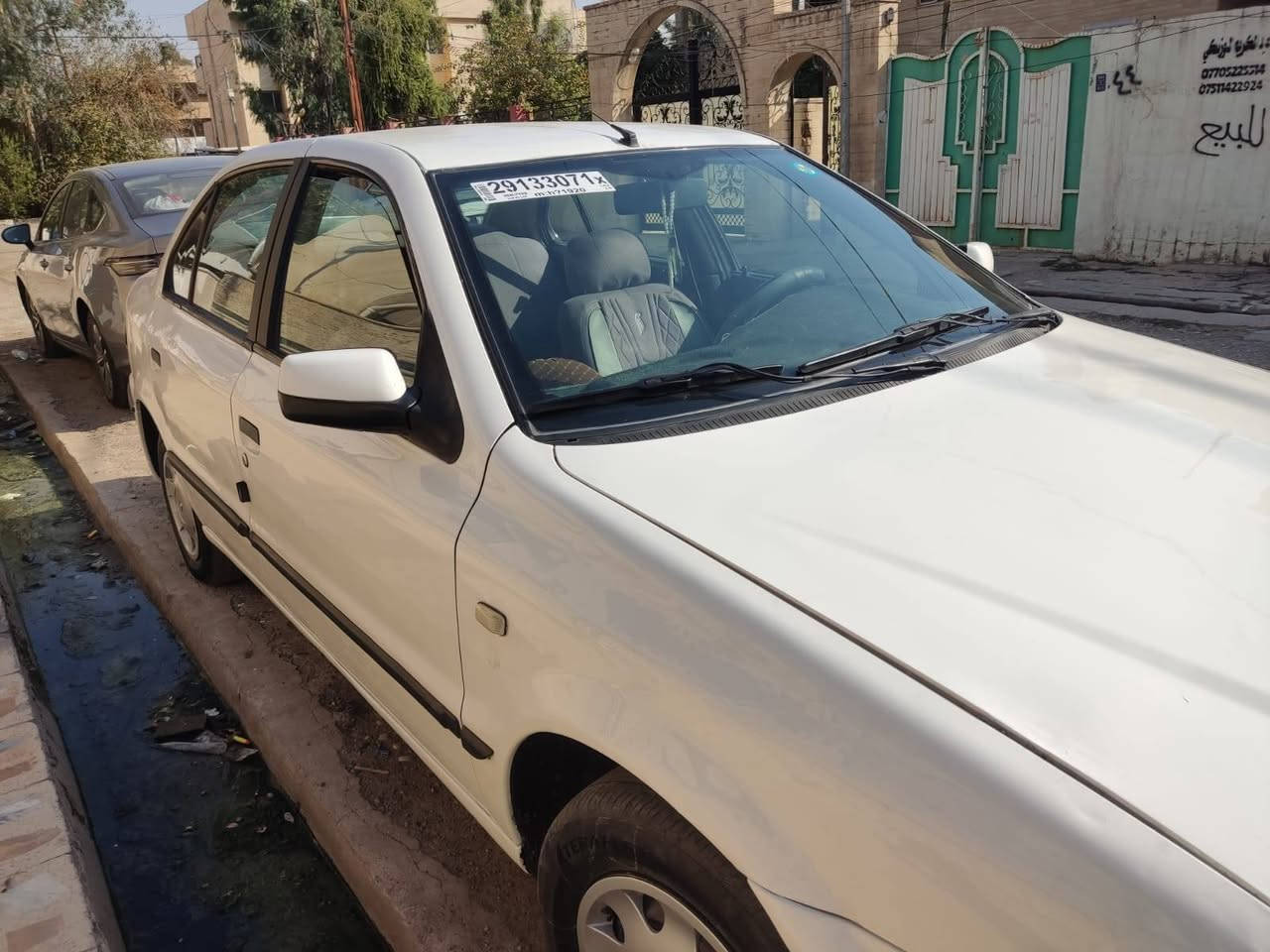 للبيع سمند ٢٠٠٩ رقم بغداد مسطرة بأسمي سنوية لغاية ٢٠٣١  تحويل من الموصل مكينة وكير شرط كير توماتيك حدادية امامي وخلفي شرط كامرة قفل مركزي بيها ثلاث قطع صبغ جاملغ الامامي اليسار وباب السائق وباب خلف السائق سيارة مال جنية ماتصرف عليها ربع غير متواجد على الفيس بوك  للاستفسار على الرقم *********** موصل, نينوى

نص مكتوب في الصور:
- 29133071x