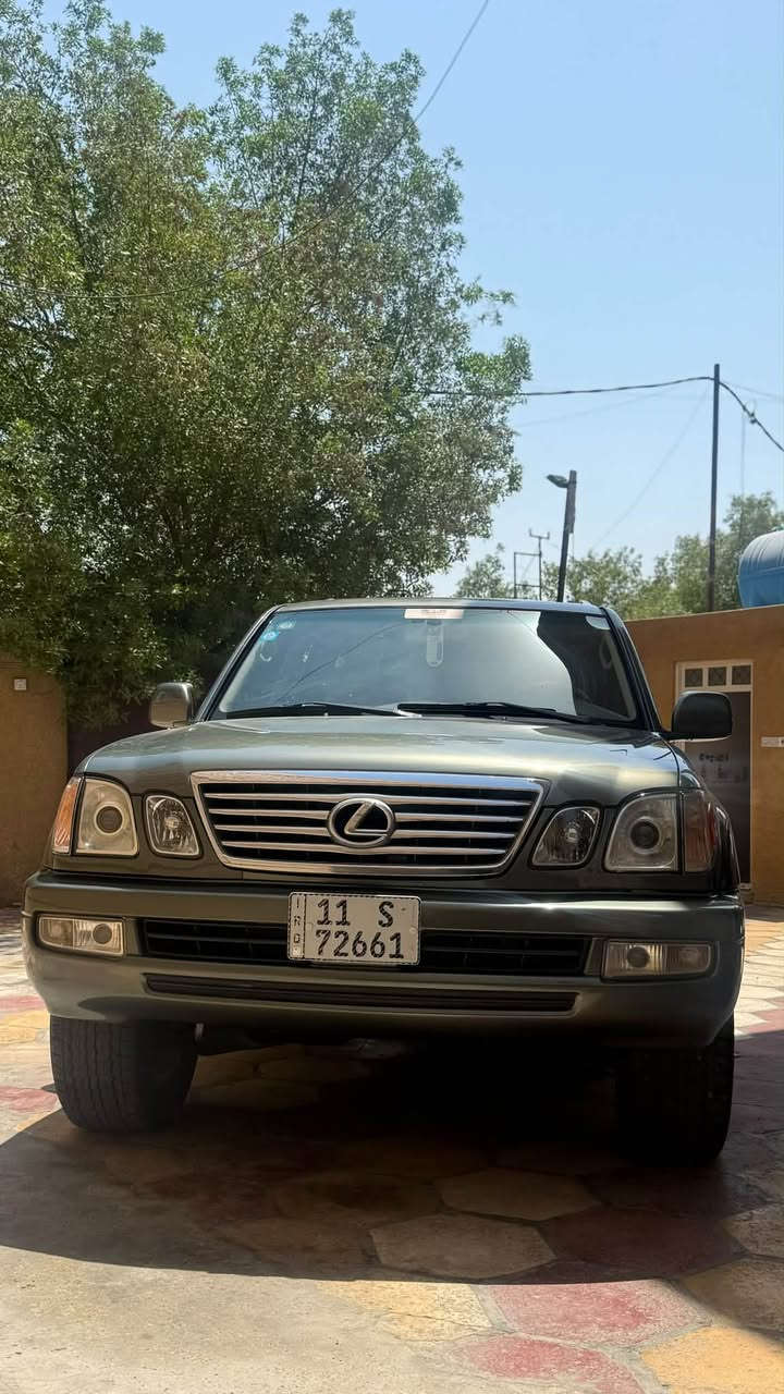 لكزس ٢٠٠٧ • ماشي ١٥٠ الف • زيتوني