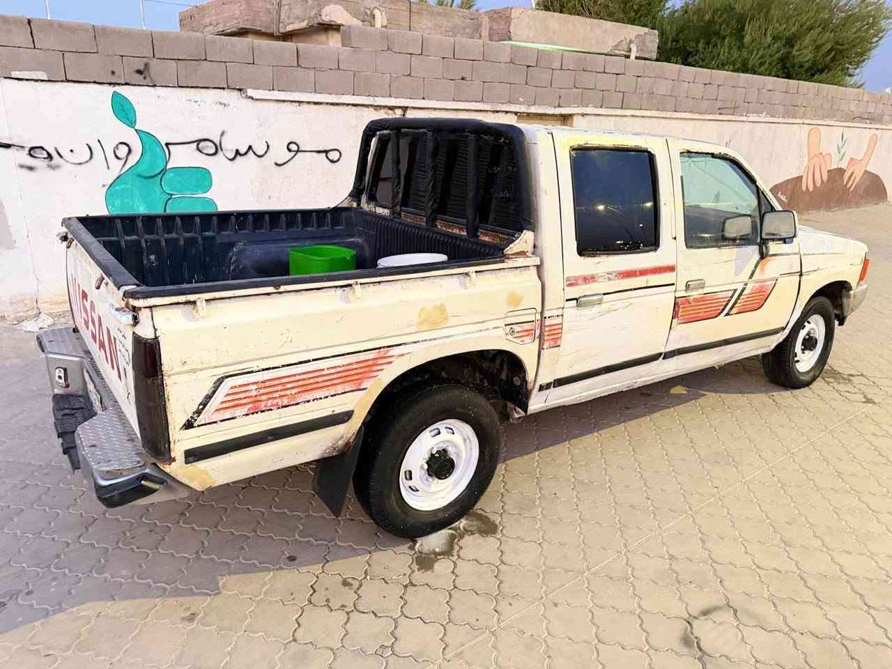 سلام عليكم بيكم نيسان للبيع موديل ٩٠ رقم بصراه ألماني سنويه منتهي راعيه ضاع رقمه من عندي  مستمسكات كله عندي مكفول   حلال وحرام وطلب وسرقة مكينه بلاديه بل كارتون استوه شاده وارد كير بل كارتون كهربائيات كله شغال تخم تاير جام يصعد وينزل باور استيرن سياره بلاديه حلو ونضيفه مال جناي الله شاهد بيع مستعجل السعر ٢٢ وبيه مجال مكاني البصره وهاذ رقمي ***********وانه خادم
