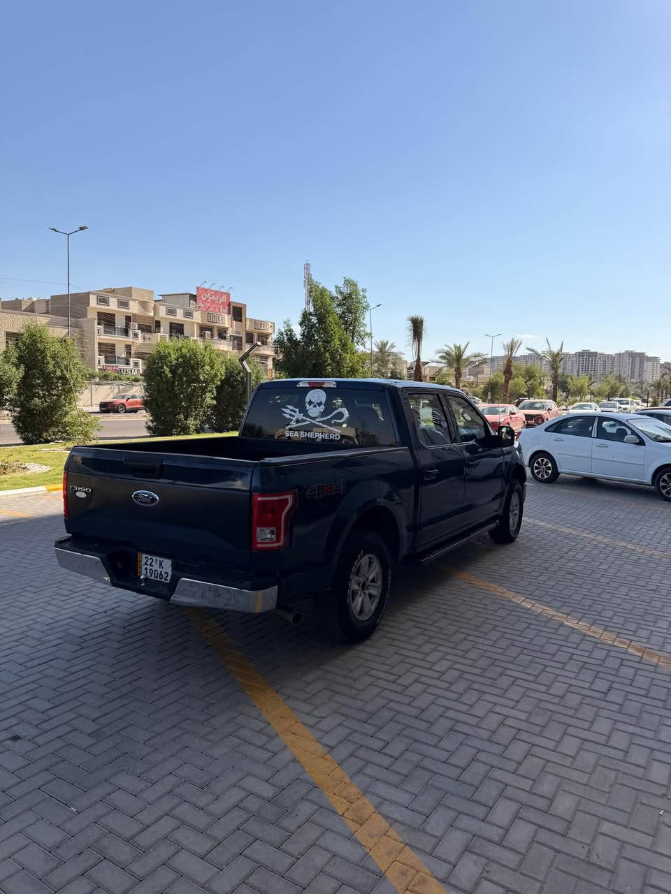 Ford F150 2017 xlt 
V8 5000cc 
كشن متصل 
كير تعليك 6 نمر 
فورويل 4x4
تبريد امامي فقط 
بيع او مراوس حسب القناعة 
 *********** حلة, بابل
