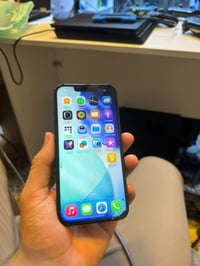 ايفون 13 • ٢٥٦ • بطاريه ١٠٠