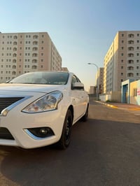نيسان سني 2025 هندي  ماشيه 14600  شاشه لكزز مكفوله كفاله عامه  بعدهه ع...