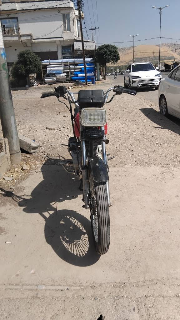 ساڤین ۲۰۲۰ گێڕ ومەکینەی چرکەی تیانیە ڕۆن نادا تایەو ویل بەشەرت شانسی قەترە لەحیمی نیە ماڵەکە زۆر پاکەو بێ مەسرەفە خوار هەموو بازاڕ ۳۰۰هەزار و شتێ معامەلە ۰۷۷۳٦۹٦٤۲٥۰ السليمانية, العراق
