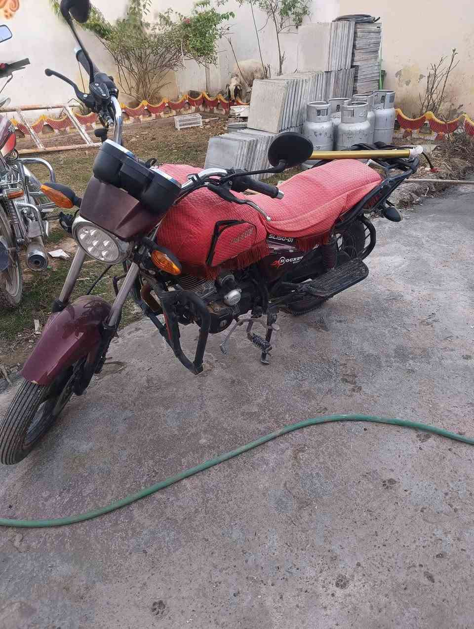 السلام عليكم
موطور هيوشة 2020 تعال شوفه وتدلل
***********
