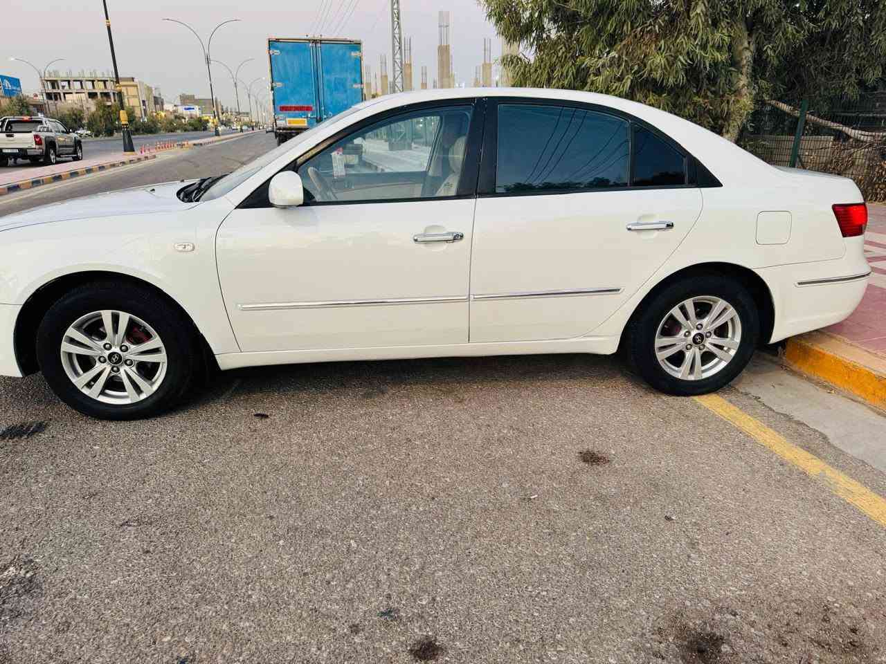 السلام عليكم سوناتا2009خليجي محرك2400 سيارة بيه جاملغ مبدل وبيه صبغ كلير داير تبريد شغال تخم تاير حداديه جديده مكينه وكير مكفولات مكاني نجف  ***********
