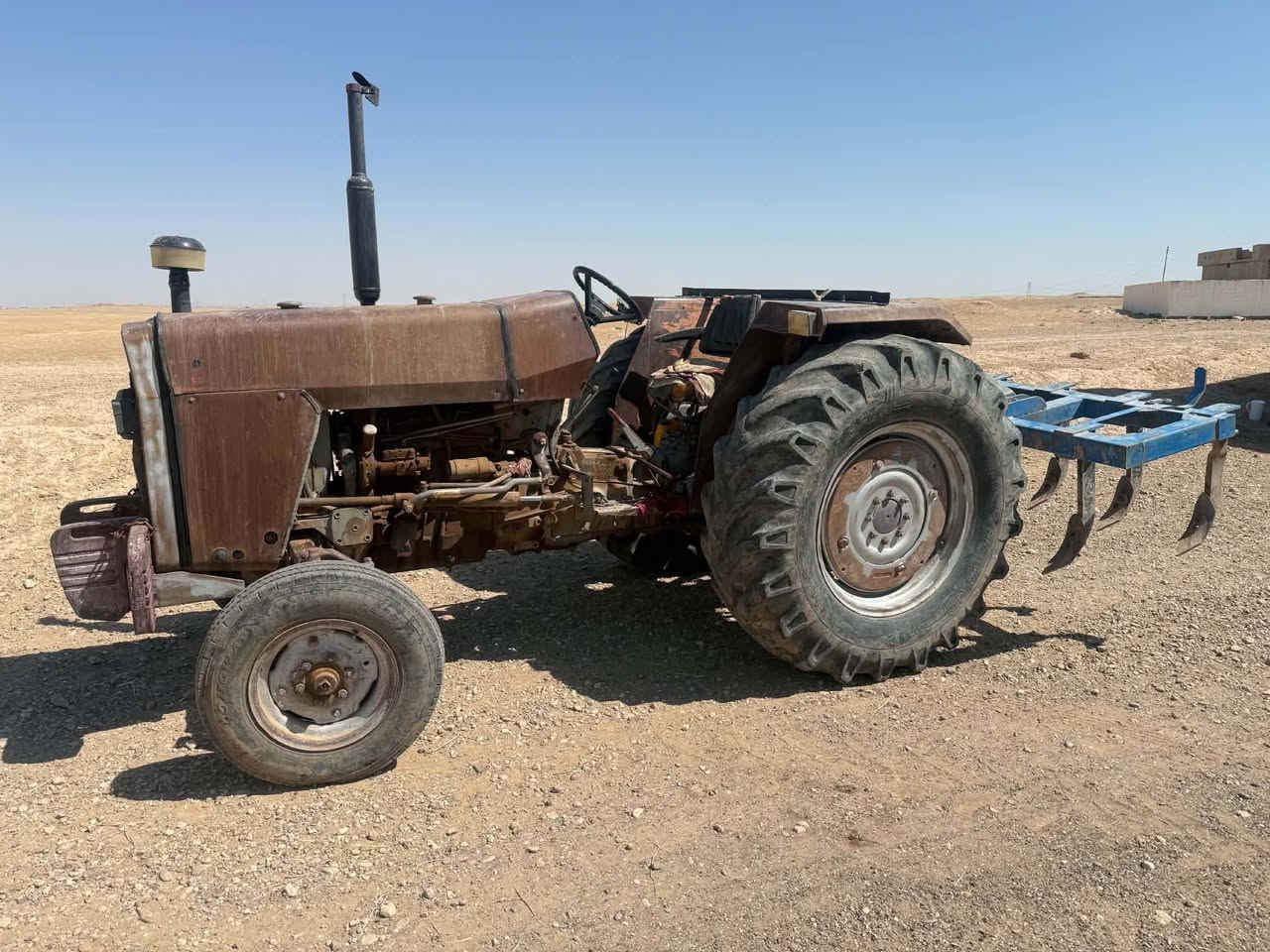 فوركسن للبيع موديل 81 *********** العنوان طوز سليمان بيك
