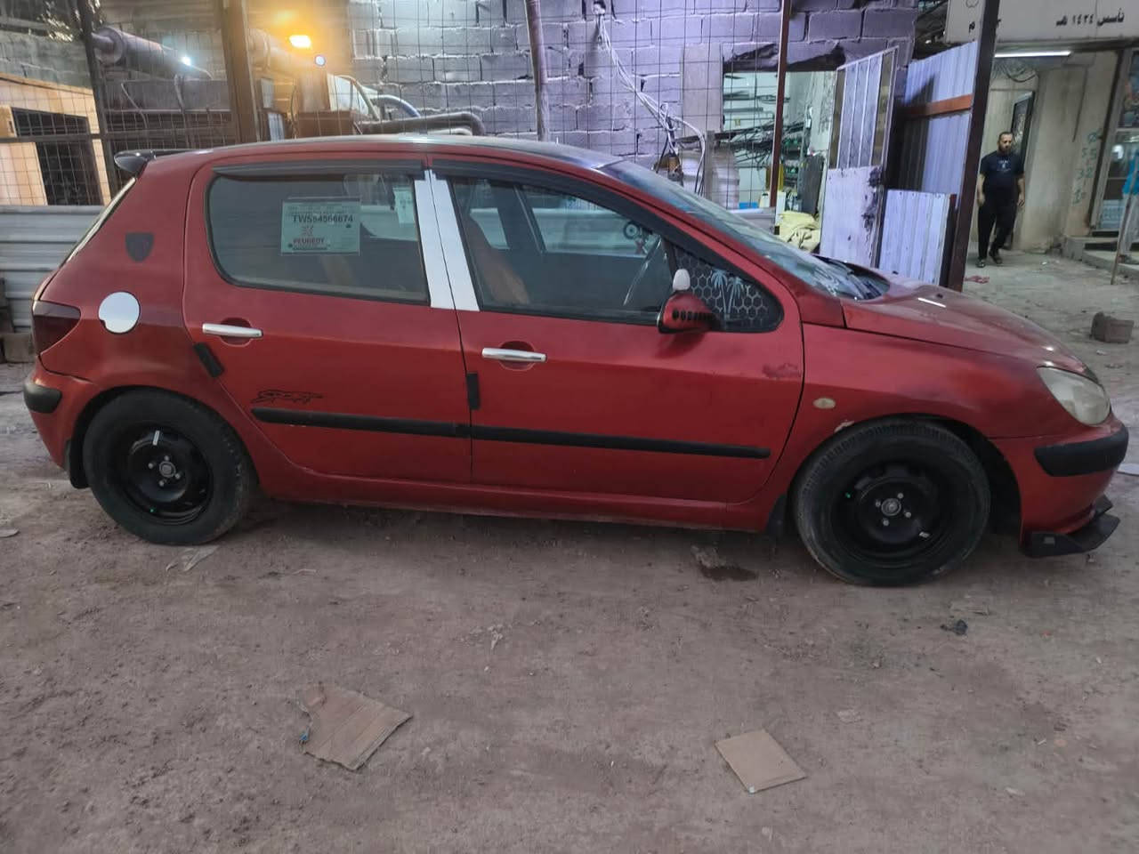 بيجو 307موديل 2003 رقم أنبار إنكليزي بسمي تحويل ثاني يوم تخم تاير باتري جديد شاده تبريد ويه السويج ابيعلك مصبوغه حزام سياره كامله مكمله انطيك تراي للبصره مكاني بغداد ابو غريب ***********                                                                    ***********
