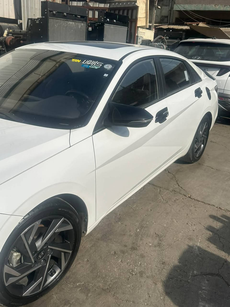 ماشيه 49 الف km
رقم أربيل بيهة ملاحضات بسيطة 
المواصفات فوووول 1-محرك 1500 دبل نوزل دوش2- شاشه ديجتال 3-بصمه 4-كشنات جلد 
5-هند بريك بصمه 6-اوتو هولد 7-فتحه سقف               
8-محرك 1500دبل نوزل 9حساس لايت /حساس خلفي بلادي 
حساس أمامي بلادي 10-تبريد قطعتين
11-كاميرا خلفيه بلادي /جي بي اس /نضام تشغيل الكاميرات 
شاشه  كبيره اصلي ابل كار بلي  /نضام ترحيب /مري شفط
12-نضام مود درايف إيكو وسبورت و عادي /تحكم ستيرن فول 
13-ويل كب كروم حجم 1 /لد امامي نهاري /مانع انزلاق
مانع انحدار / لايت عدسات زنون  /ايرباكات /جهاز موازنه ABS 
 السعر 💰 137 وبيهه مجال 
📍العنوان: بغداد الكرادة 
رقم الهاتف :***********
