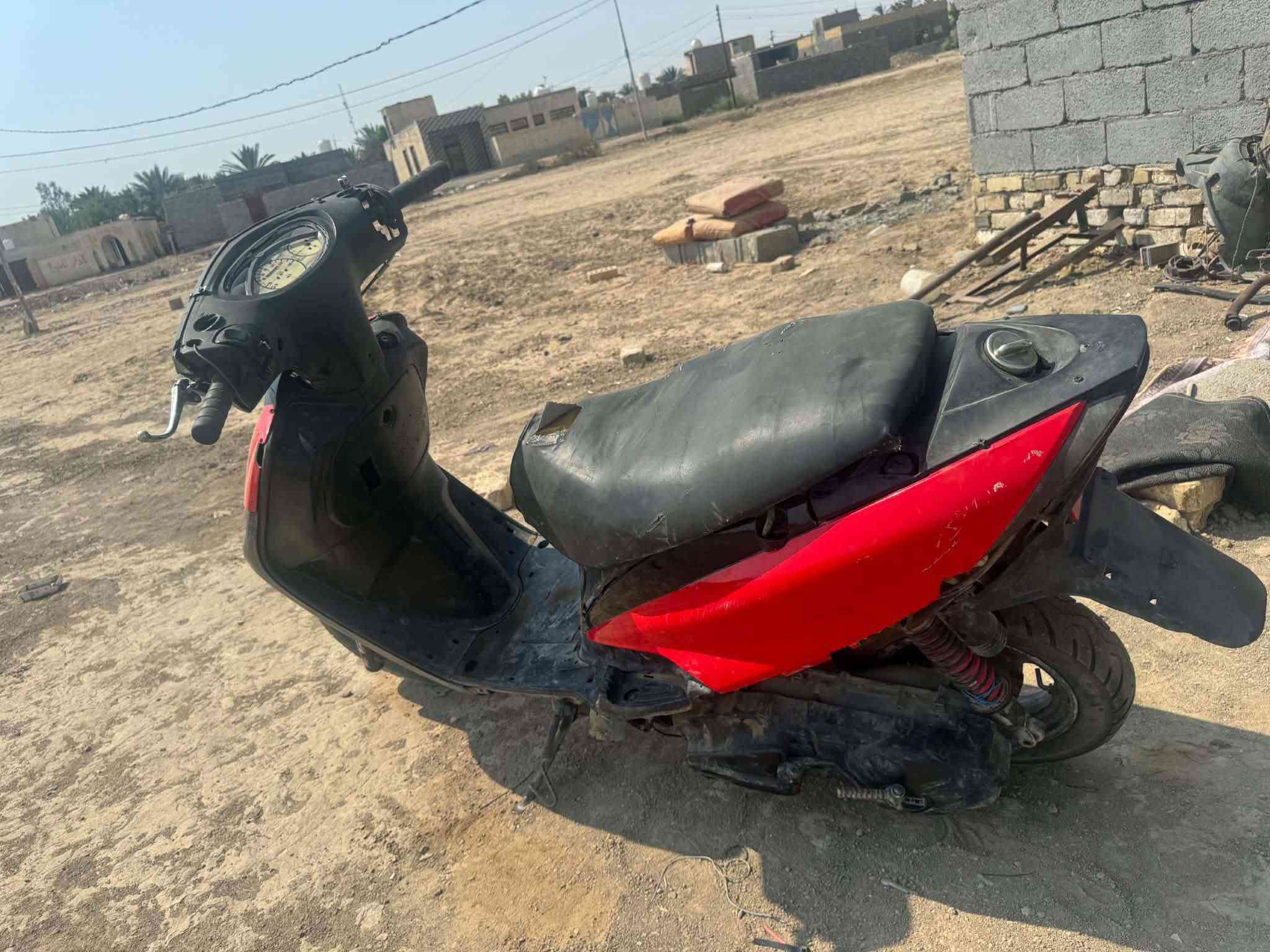 سلام عليكم
دراجه ماكس نضيفه وحلوه بس كايمه عوزها تجفيت مكاني ناصريه غراف سوم وخذ هذا رقمي ‏‪***********‬‏

نص مكتوب في الصور:
- ٢,٢ K/s ٢٩ ٨:٥٠ ص المزيد
- المزيد