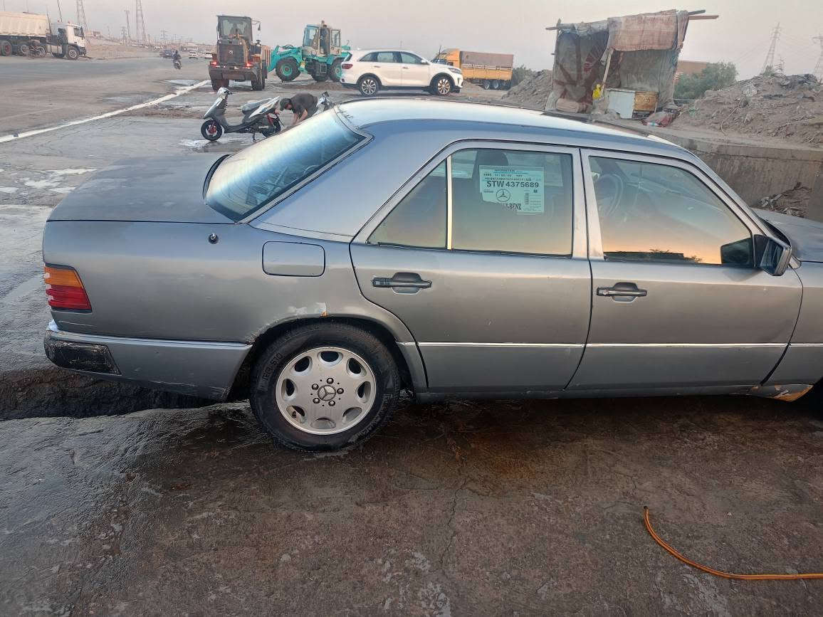 سلام عليكم مارسدس دب للبيع مديل 91 كير ومحرك ثنين ونص تبريد شغال حداده حلوه سنويه مامنتهيه تحويل مباشر راعيه بلبصره تفاصيل اكثر متواجد عله النت واتساب *********** مكاني القرنه قواعد سليمه سعر 35 وبيه مجال القرنة, البصرة
