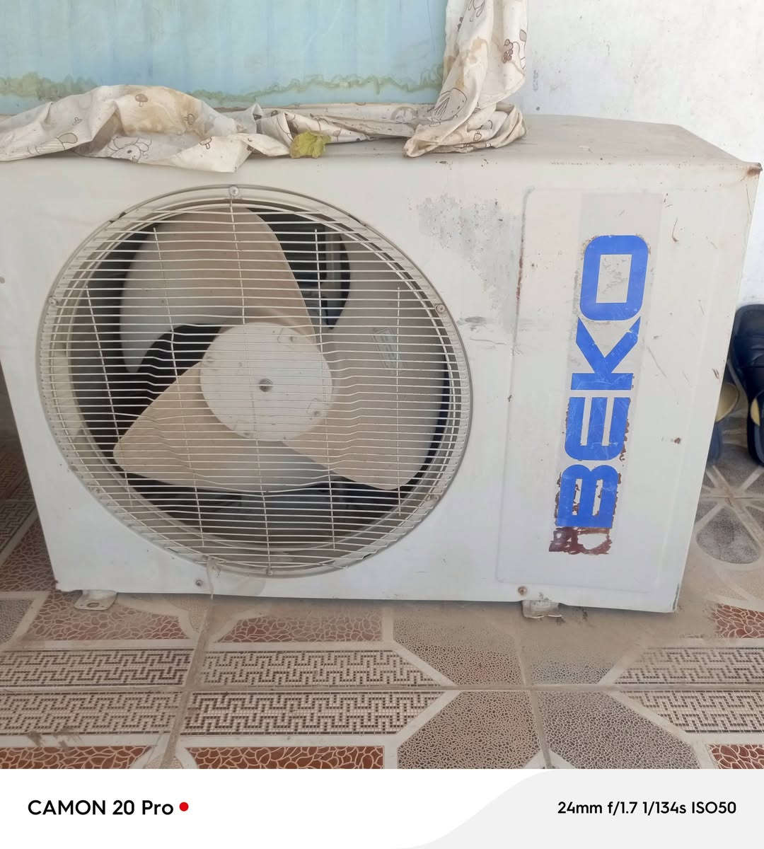 للبيع مبرده 30الف ....سبلت ط2السعر225وبيه مجال قليل.والاستفسار ***********

