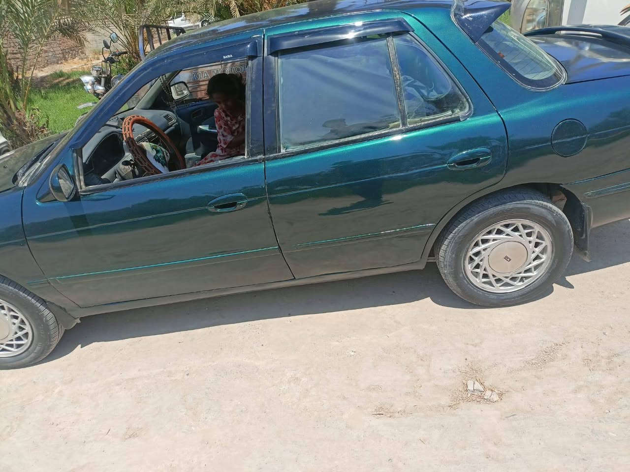 سلام عليكم كيه سيفا للبيع مديل 93محرك كير مفتوح مكفوله من كلشي رقم كربلاء انكليزي سنويه 29 سياره جاهزه مكان شطره سعره 30 موبايل ***********
