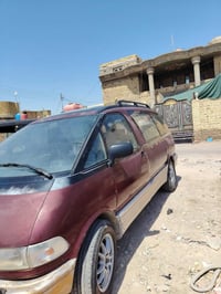 تيوتا بريفا موديل ٩١ نقصه حداديه دواخل وكشر نضيف سعر ٢٥ وبيه مجال قليل...