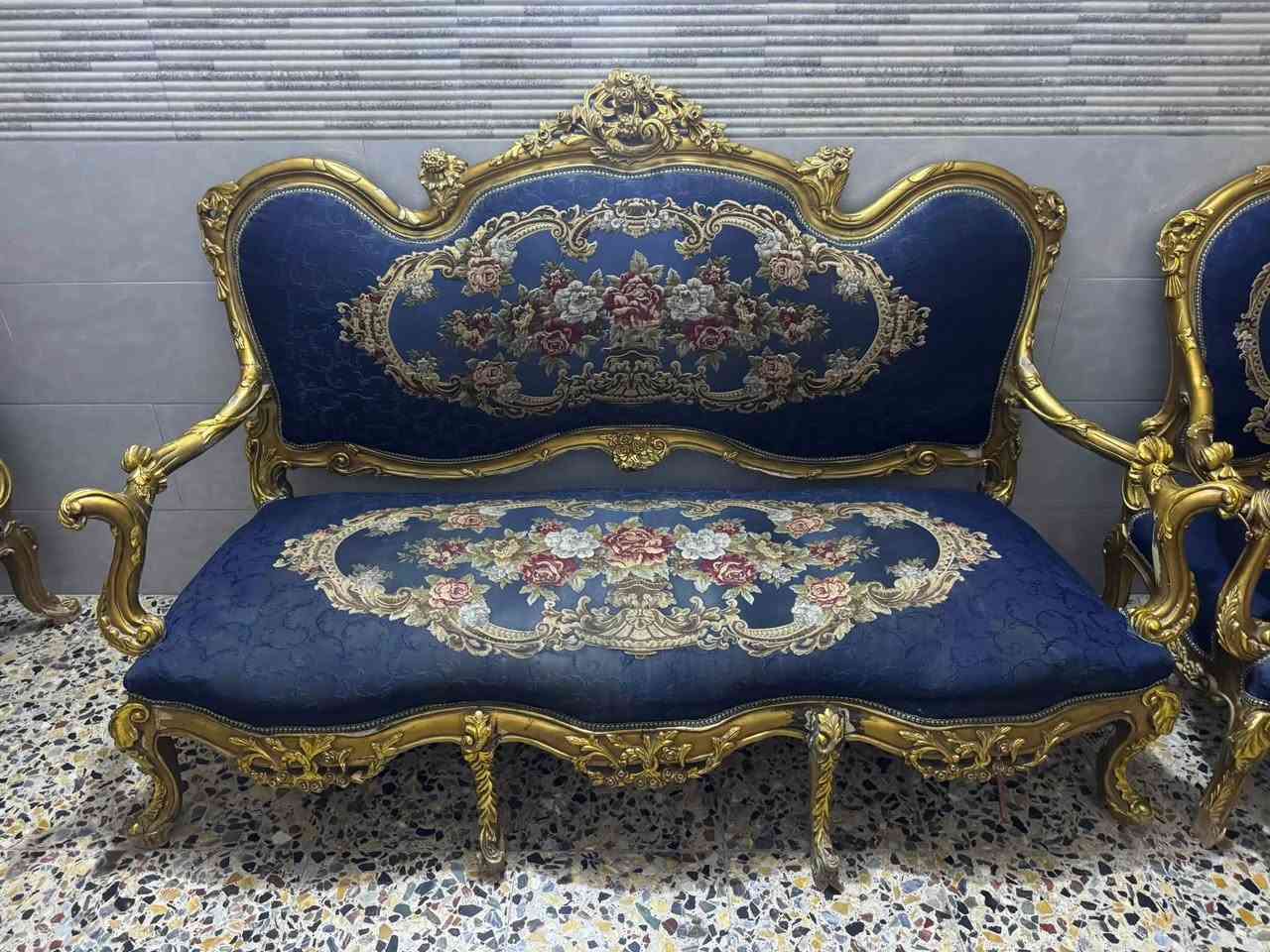 للبيع تخم مصري
مع طبله 
سعر ١٧٥ الف
وتساب ***********
