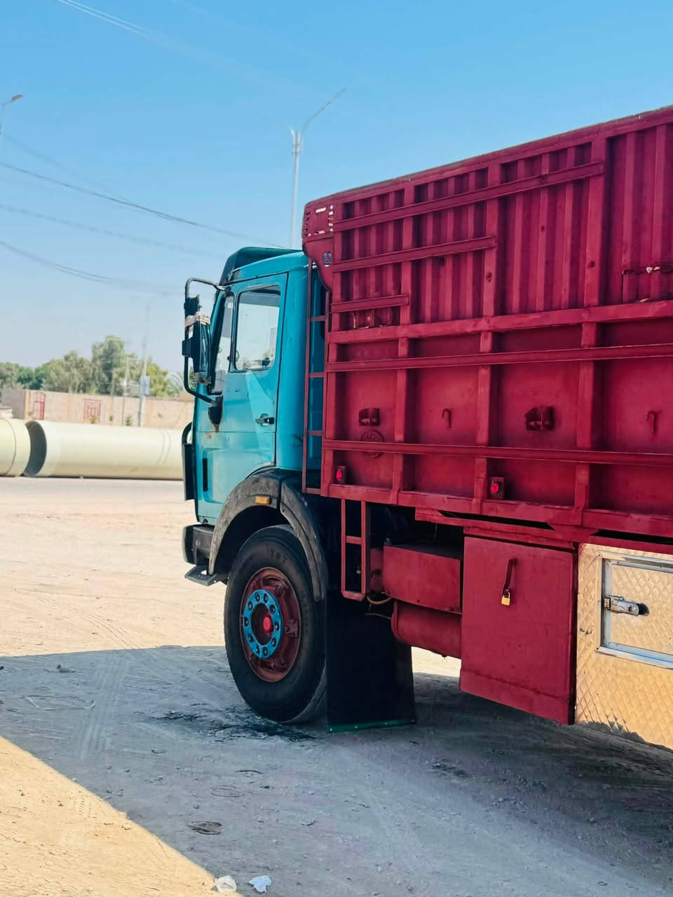 البي للبيع 75 شاصي بلادي قماره بلاديه رقم ذيقار مكان نجف محرك ٢٨ كير ٢٥ الشراي يتصل ***********
