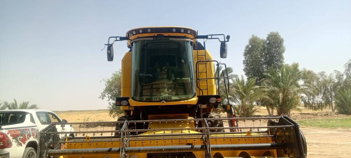 حاصده للبيع موديل ٢٠٢٠ اربعه بلم تك ادرام عاده ٢٠٠٠ ساعه رقم اربيل الشراي لاتصال عله الرقم ***********
