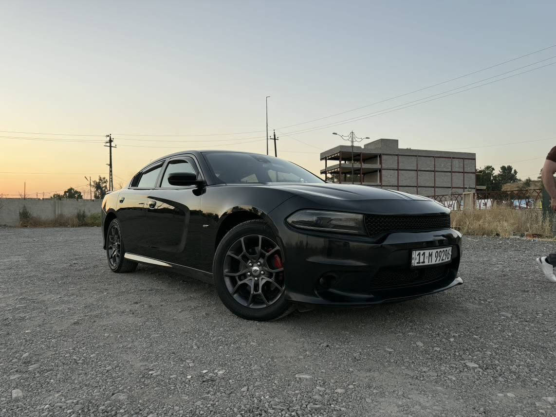 🔥 للبيع | Dodge Charger GT AWD 2018 Full Option 🔥

✅ Super Track Pack
 ✅ دفع رباعي AWD ذكي عند الحاجة 
✅ 125,500 ميل قابل للزيادة 
✅ إيرباك سليم 100%
✅ بدون صبغ نهائي (فقط تبديل دعامة وتعديل بارد بمكان الحادث)
✅ صور الحادث موجودة بالمنشور .

السيارة نظيفة جداً من الداخل والخارج، جاهزة للاستخدام .

أبرز المواصفات:
✔️ رادار أمامي.
✔️ نقطة عمياء.
✔️ كراسي جلد كهربائية مع ذاكرة.
✔️ تبريد وتدفئة للمقاعد.
✔️ تدفئة ستيرن.
✔️ شاشة كبيرة تدعم Apple CarPlay.
✔️ نظام صوت Alpine.
✔️ تشغيل عن بعد.
✔️ مراية خلفية تنزل تلقائيًا بالرجوع.
✔️ Super Track Pack.
✔️ جهاز Tazer مضاف.
 
صور الحادث بالمنشور 
السعر: 185 ورقة (قابل للتفاوض بالحدود المعقولة بعد المعاينة فقط).

السيارة بالموصل
📞 *********** موصل, نينوى
