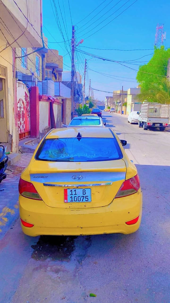 كسنت مديل 12 بسمي مصفره هيه غرمان سعر 69 معه مجال كير محرك خير من الله ***********رقم بغداد عنواني كربلاء الحر  سنويه جديده
