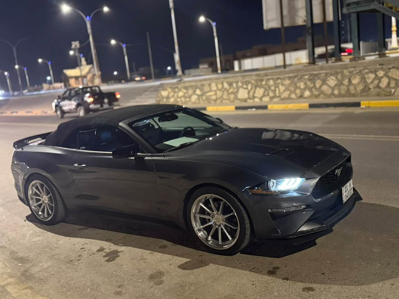🔥 فورد موستنك 2023 للبيع 🔥
🐎 Mustang EcoBoost 2023
✨ موديل 2023
⚙️ كير أوتماتيك
🔥 محرك EcoBoost تيربو
📋 السيارة مرقمة
🖤 شكل رياضي وهيبة موستنك المعروفة
✨ داخلية مرتبة ونظيفة
💯 جاهزة للفحص بأي مكان يتفق عليه المشتري

سيارة شبابية، أنيقة ومميزة، واللي يعرف الموستنك يعرف قيمتها 🔥🐎

💰 السعر: [185]
📞*********** للجادين فقط — تفاوض بسيط بالمعقول.

