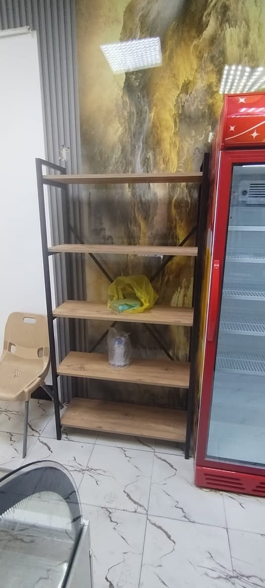 النجف • برادات عمودية • فاترينه خشب
