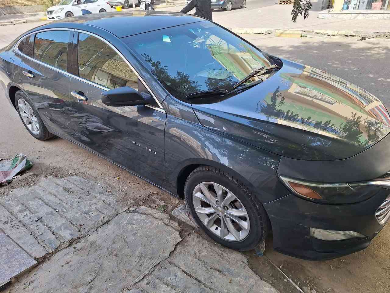 السلام عليكم
#للبيع 

ماليبو 2019 رقم ذي قار حرة بإسمي 

سونارها مرفق وي الصور 

مكانها الناصرية الشموخ 

#السعر97 $ وبيها مجال 

الاتصال ***********
