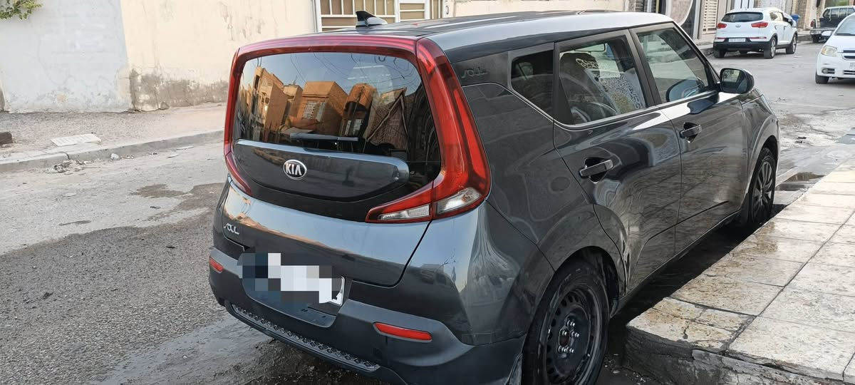 السلام عليكم 

🚘 للبيع كيا صول موديل 2020

🔹 محرك 2000دوش 🔹 كير ومحرك مكفولات🔹 حادثة دعامية وجملغ بأمريكا🔹 بيها طخّة خفيفة مثل ما واضحة بالصور🔹 بيها سونار المندلاوي🔹 السيارة مثل ما موضح بالصور، والفحص للجادين.

📞 للاستفسار والتواصل:***********
