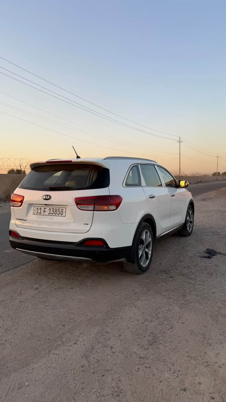 السلام عليكم للبيع او مراوس رياضي V8
سورنتو 2016خليجي 
فول مواصفات 
بصمه 
ترحيب 
6سلندر 
7راكب 
3قطع تبريد 
زراك لايت 
لد نهاري 
صندوك كهرباء 
تخم تاير جديد
حداديه جديده
باتري جديد
بيه صبغ بنيد 
مكان السياره بغداد
سعره 173او بيه مجال 
رقم *********** بي واتس
