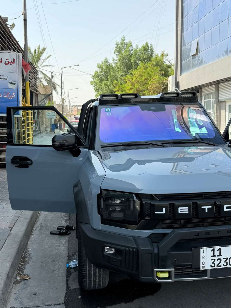 سلام عليكم
جيتور T2

لكجري 

فول مواصفات سياره جديده 

ماشية ٤٩ الف

داخل لون زيتوني حزام برتقالي 

سياره بيه بيدي ار صغير كلش موضح بالصوره 

سعر ٣٨ مليون 
سياره بعده داخل الضمان 

***********
