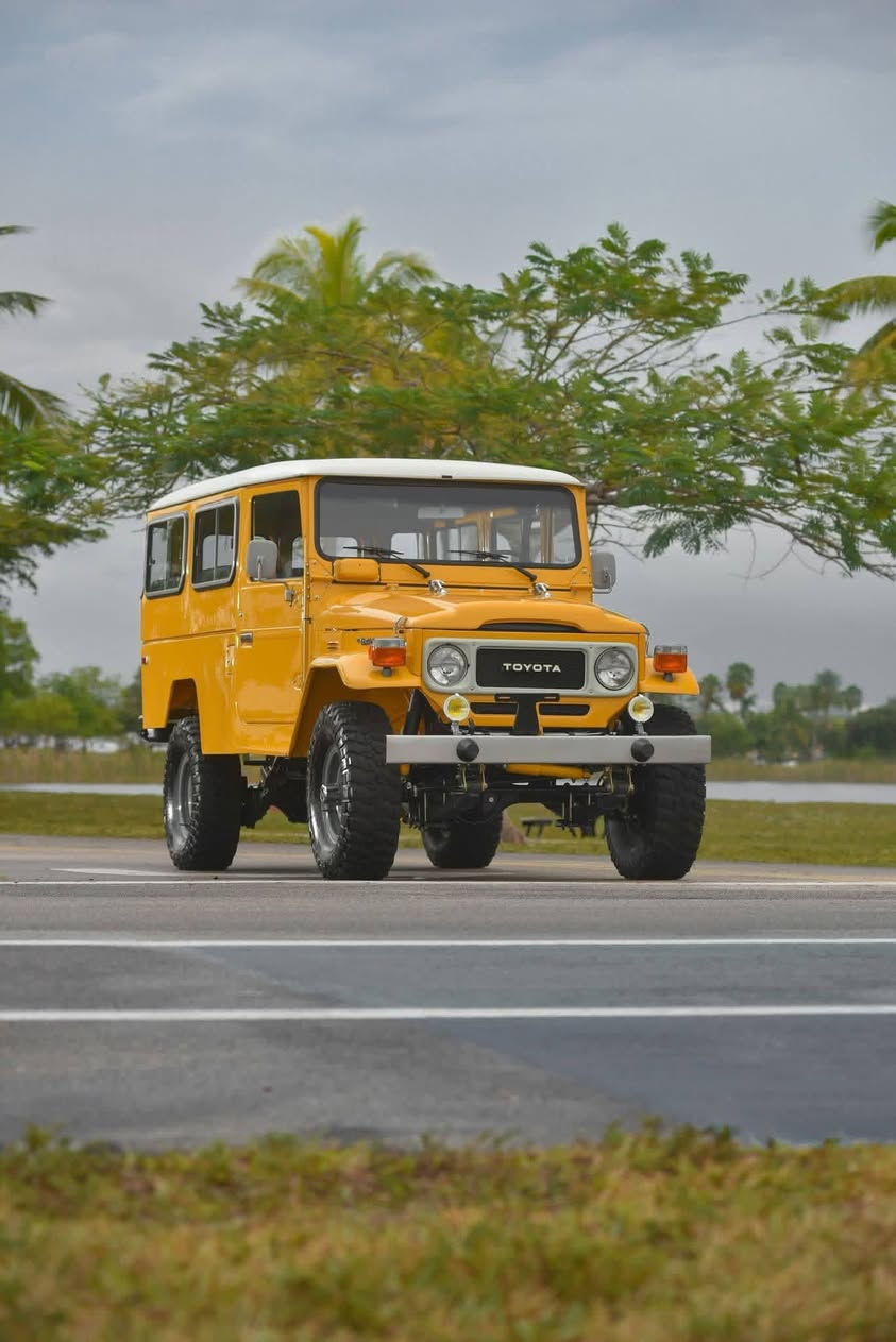 لاندكروزر FJ43 • كلاسيك • تويوتا