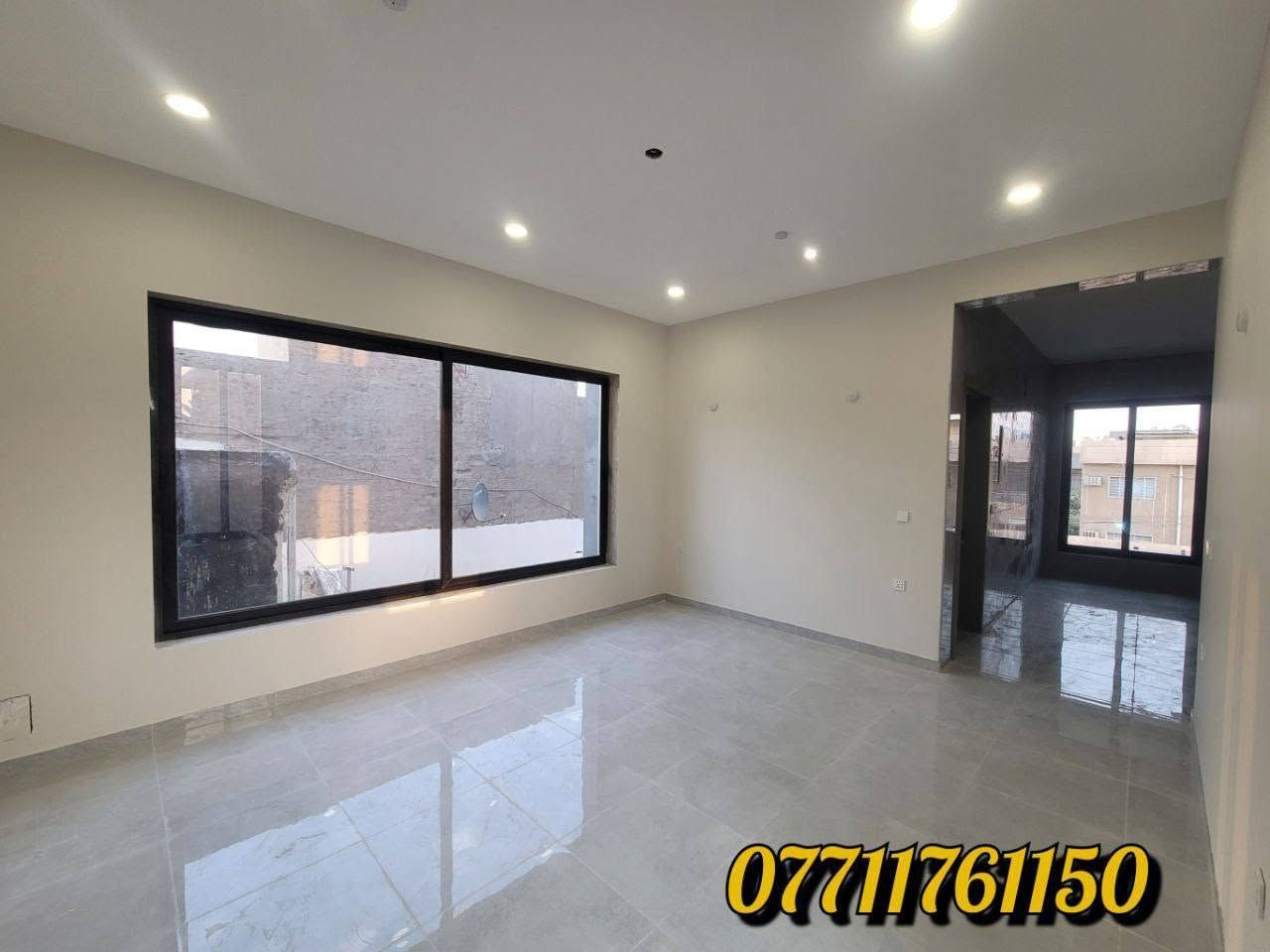 سلام عليكم 
صباغين بغداد نعمل كرخ رصافه داخلي وخارجي

نص مكتوب في الصور:
- ***********
