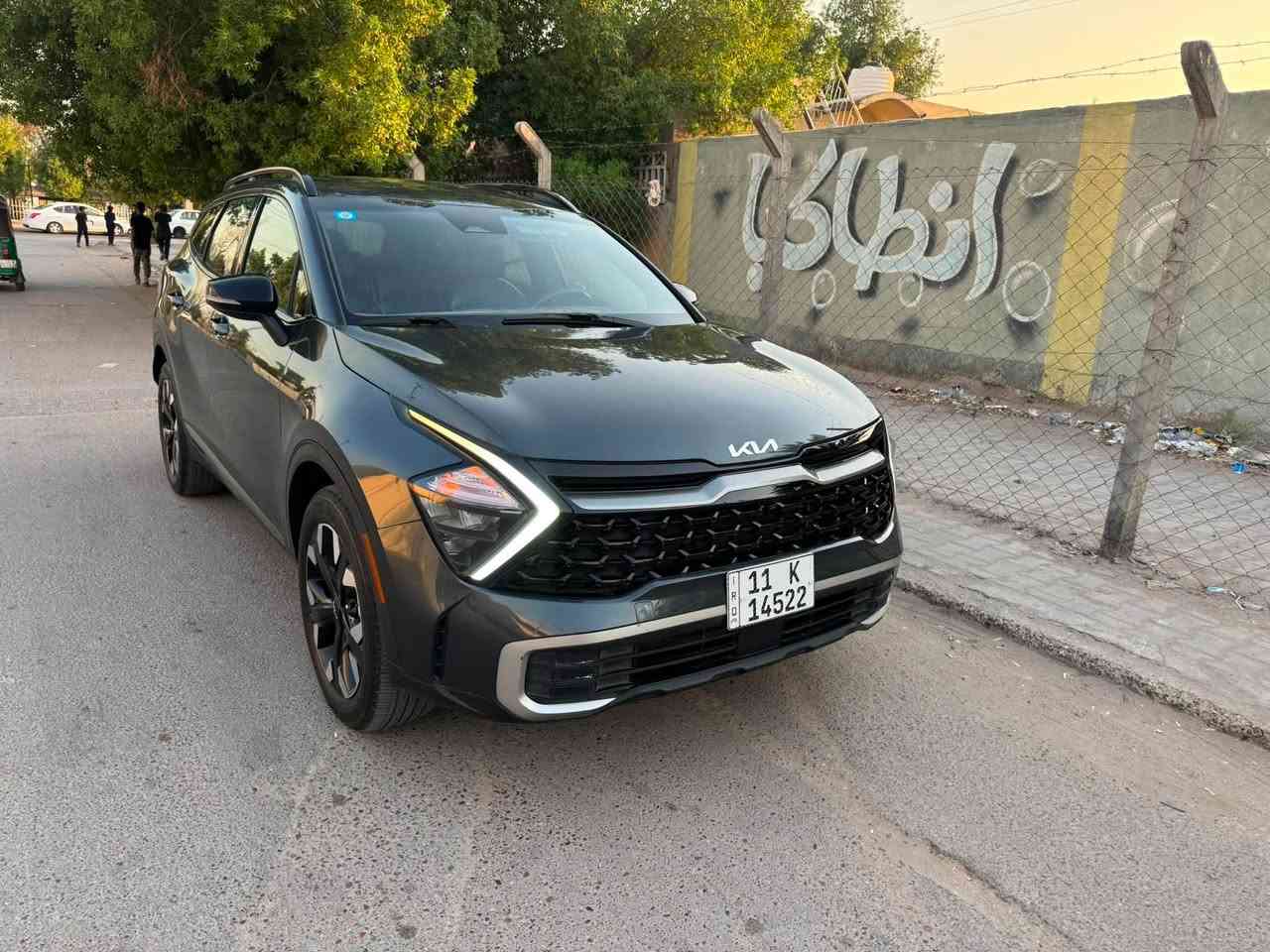 سبورتج 23 الحجم الكبير فول عده الفتحه  بدون صبغ الحادث جانبي فقط باب تبديل بلادي +بارد بل جاملغ 
محرك 2500 ثلاث انضمت قيادة ماشيه 20 mi
#المواصفات

1. شاشه كبير

2. بصمه

3. شحن وايرليس

4.تشغيل عن بعد 

1. كامرا

2. رادارات جانبيه

3. رادار امامي

4. لايتات لد 

5. بكلايت لد 

6. كشنات جلد

11.هيترات بالكشنات

1. ويل كب 19

13.اشاير بالمري

14.كيجات دجيتل 

1. قطعتين تبريد 

2. تبريد بيانو 

3. تحكم 

4. نظام سبورت ايكو عادي

5. فور ويل 4x4

20.ايقاف ذاتي اوتو ستوب

21.حساسات خلفيه

1. اوتو هولد 

2. نظام منحدرات 

3. كشن السايق كهرباء
4. ⁠شاحن بل كشن 
5. ⁠تحكمات التبريد المس 
رقم الهاتف ***********
