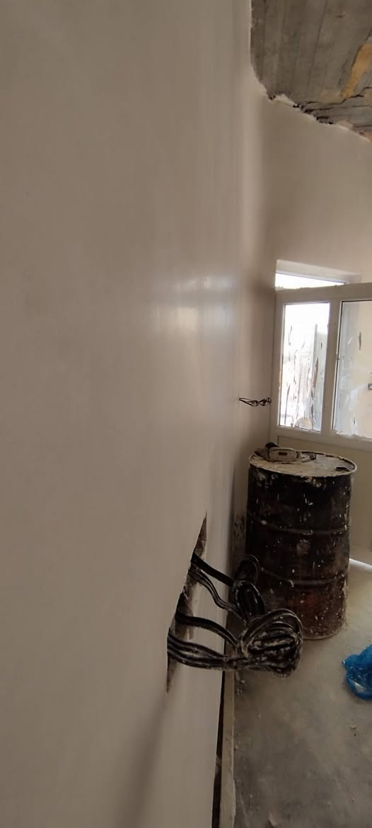 لبخ اسمنت • جص درجة أولى • كادر