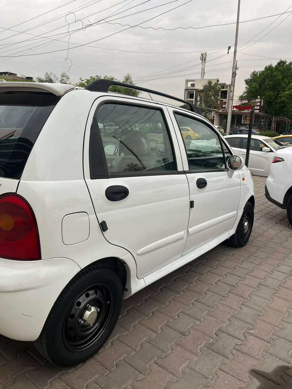 السلام عليكم QQ للبيع
نظيفة فول
مكفولة اصلية ممبدل بيهة شي 
كلشي بيهة شغال
***********
