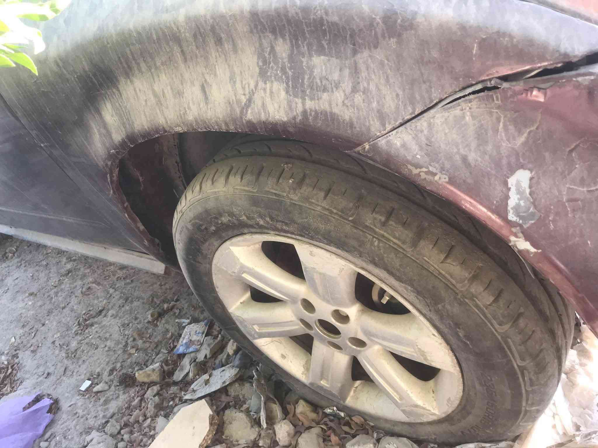 نيسان مورانو ٢٠٠٧ طافيه متشتغل نقصها سلف كهربائيات صدر براغي نواقص بسيطه
سعر ٢٥ وبي مجال
رقم بغداد صدامي 
بدون تحويل ماندل صاحبه شايل لغير منطقه 
بيها رقم وسنويه ومكاتبه علفحص والضمان فقط تلكه صاحبه يبصملك تتحول باسمك 
نواقص بسيطه 
مكينه وكير متروكه مفاحصه تشتغل لولا 
سعرها ٧٥ ومنزل ٢٥ تحويل وتصليح ٢٥
سعر ٢٥ بي مجال 
***********
مكان بغداد
