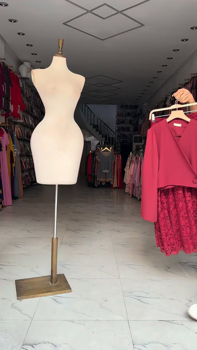 فساتين سهرة • خامة دابل • مقاسات ٣٨-٤٨