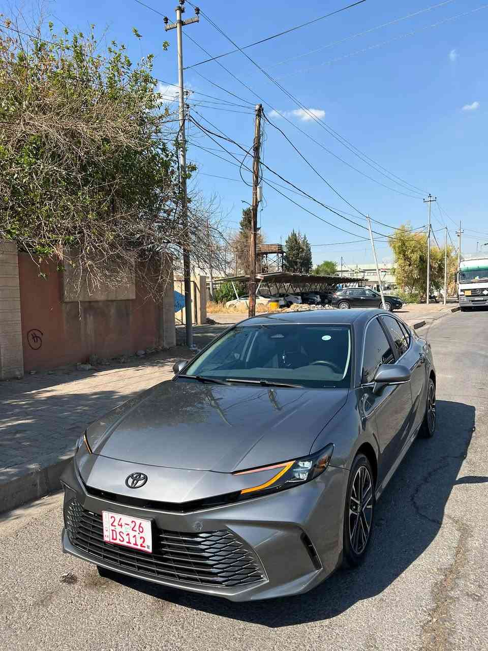 توياتا كامري موديل2025
مصفاتXLE
فول مصفات به س بدون پانورمه 
شاشه جبير 
كشنات كاربي 
كشنات هيتر+سكان هيتر
سكان ليزاري 
سياره فول 
بجم كبس +خلف كبس 
بدون داخل بدون ايرباك
سياره بها به س جملغ وره صبغ بدون داخل بدون ايرباك
سياره ماشي٢٠الف
سعرها٢٤٧ورقه و مجال 
رقم تلفون***********بها واتساب همين 
عنوان أربيل شارع ١٠٠٠
