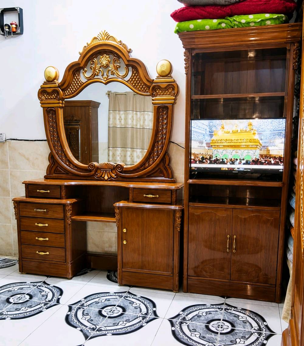 غرفه نوم صاج عراقي للبيع 7 قطع نضيفه سعر مليون