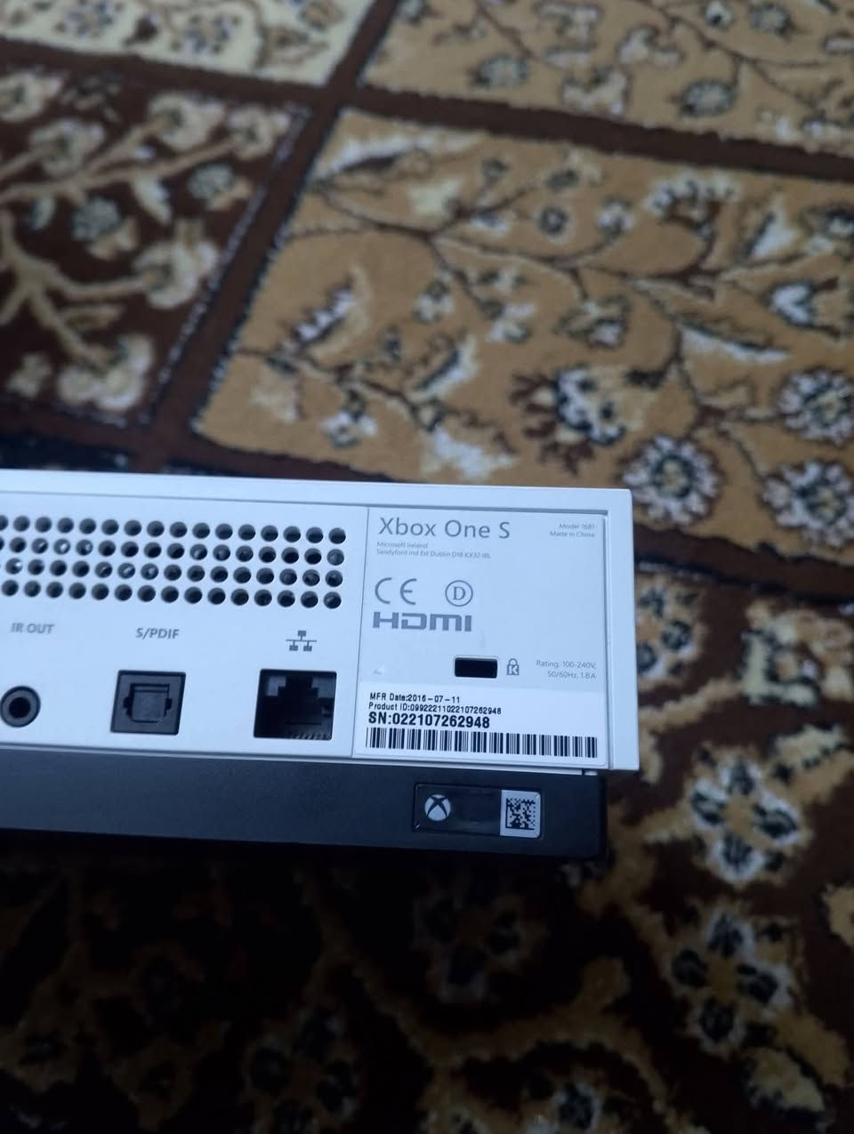 السلام عليكم اخوان بلاي اكس بوكس 1 اس نظيف جهاز ما مفتوح فطر واحد ما بيه مكان كركوك العمل الشعبي هذا رقمي متواجد بس واتساب وماسنجر *********** السعر 220 بمجال للشرايين ذاكره 787 تحياتي لكم
