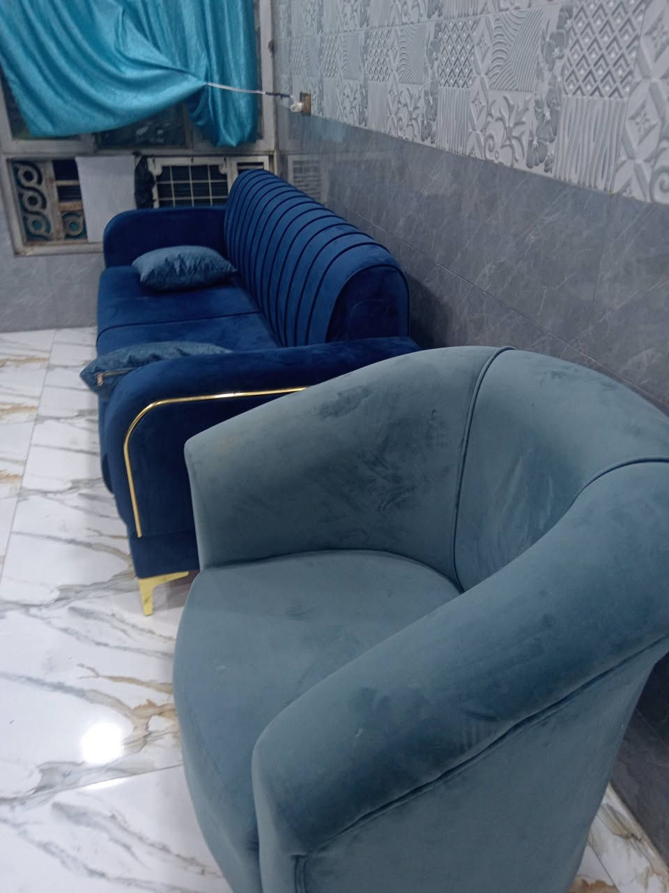 بيع سريع.
تخم كوين قلاب فول نظافه جديد
مستعمل شهر السعر ٤٠٠
الاتصال ***********
الحر سواده مدرسه حسام
