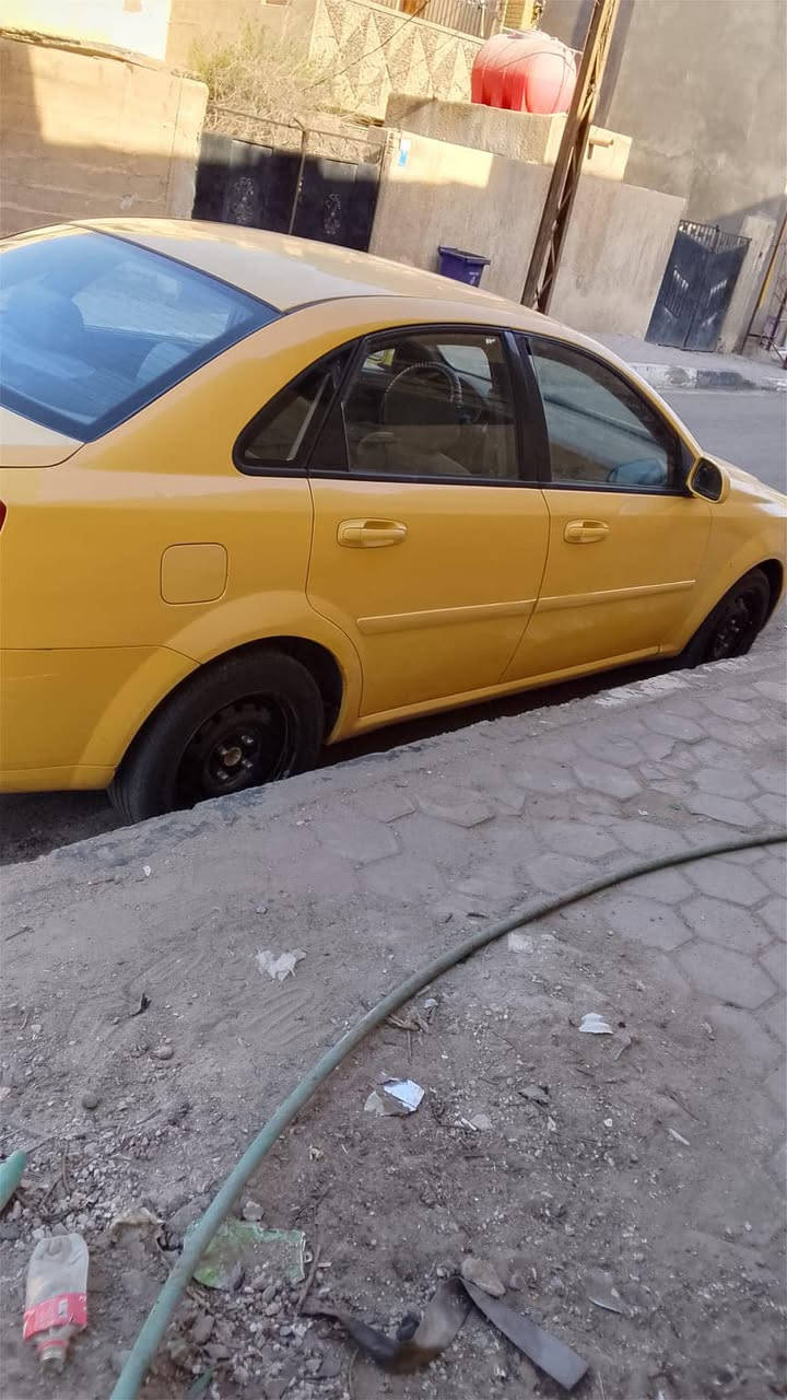 السلام عليكم اوبتره ٢٠١٢رقم بصره سياره جديده تخم تاير حداديه نضيفه مكينه لا تبخير ولا تنقيص 
مكاني البصره 
السعر ٥٠
الرقم***********
