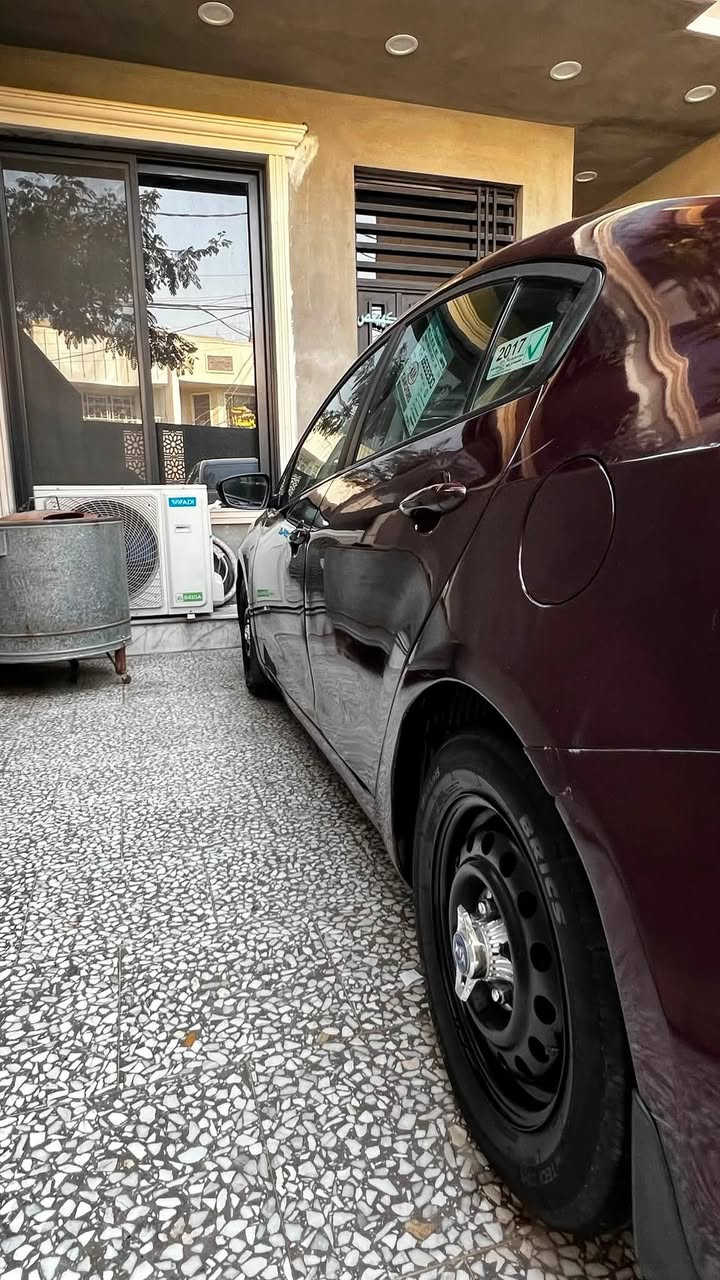 كيا فورتي (Kia Forte)
- موديل 2017 

المحرك: 4 سلندر 2000 دوش

 (اقتصادي جداً وقوي)

 الكير أوتوماتيك 6 نمر

السيارة موضح سونارها كدامك

وارد امريكي

كير محرك مكفولات 

والسيارة مال جناي 
السعر : 114 $ 

هـ : ***********
