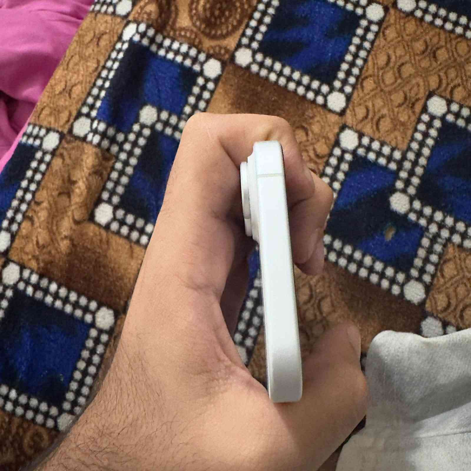 سلام عليكم ايفون 16عادي جهاز وتر برو بطاريه 92ذاكرت 128كامل ملحقاته دبل خط جهاز نضيف معنه كلمه سعره خاص ***********تصال و واتساب فقط ما سنجر ماعندي
