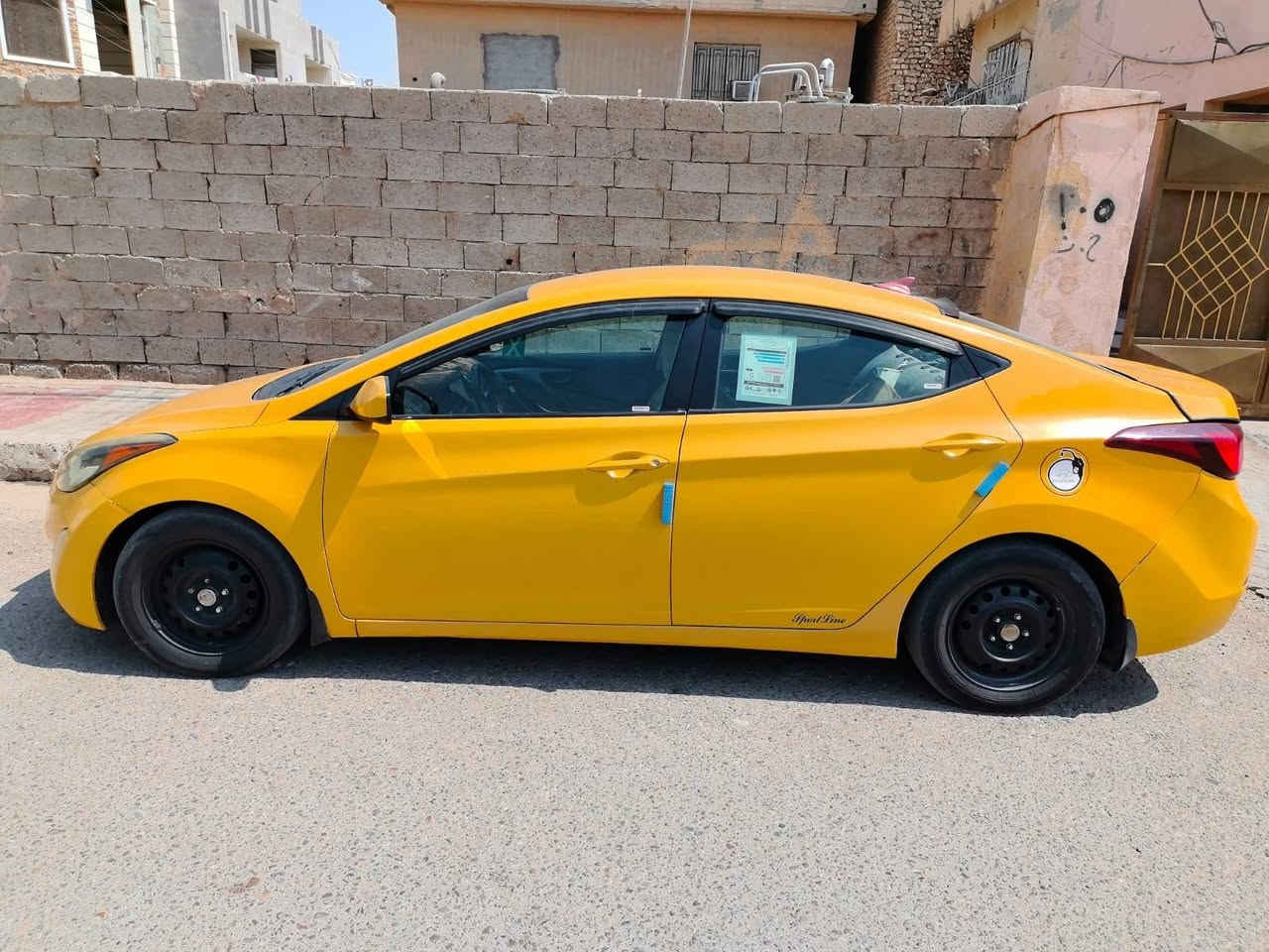 اللنتره امريكي 14 كلين تكسي  عدا قبغ جنطه اسفل الرقم ضربه خفيفه السعر 95 وبها مجال محرك دوش 1800 كير ثلاث انظمه تحكم استيرن للاستفسار، ***********
