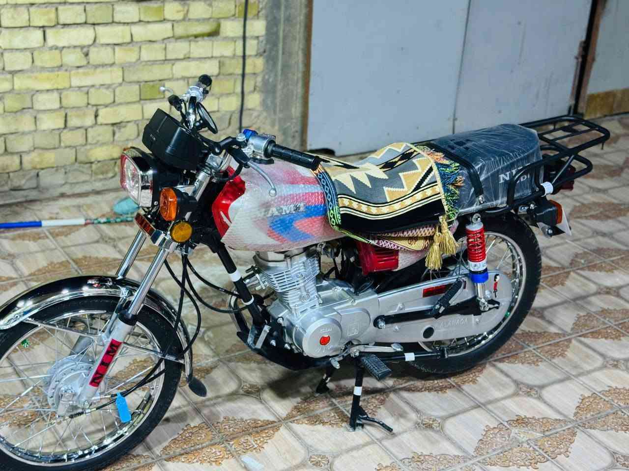 سلام عليكم نامه 27 طبق الأصل شلامجه مكفوله كفاله عامه قبل شهر طلعت وكيل بيها سيبايه بارفز ومرايه عكس واقيه مكينه سعر 850 وبيها مجال لمو شراي لا يتعب نفسه ويخابر ابو ابو ل 700 لا طب ***********
