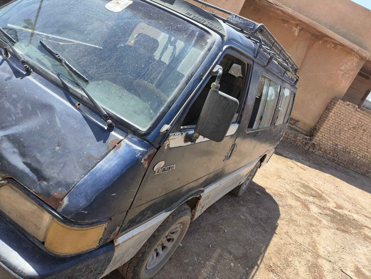 السلام عليكم كيا بستا البيع كاملة من كلشي كير ومحرك جدد لا صرف ولا تبخير تخم تاير مصرة هيئا وغرمات بس بيها خياتات بل جامرلغات تحويل مباشر السعر 28وبيها مجال مكاني ديالى بلدروز التصال على الرقم ***********

